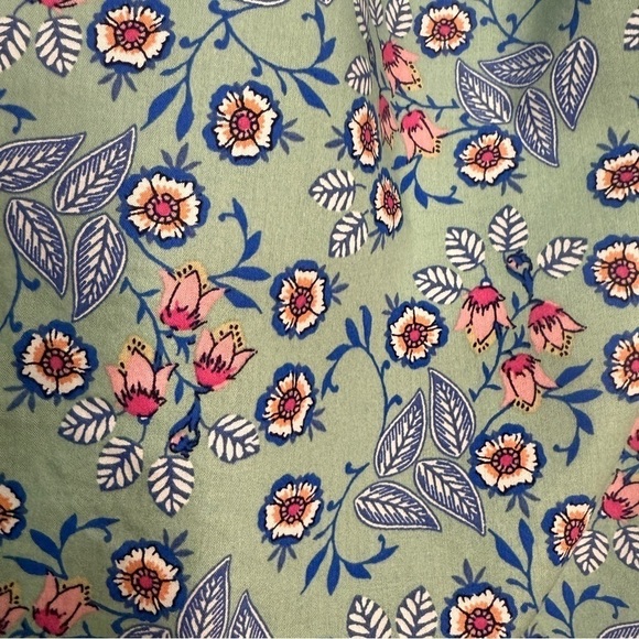 LOFT floral peasant blouse, three-quarter sleeves, Sz XS. Preowned. - Picture 4 of 8